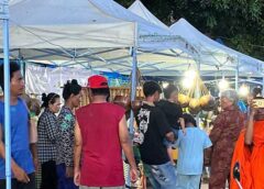 ​នៅដើមសប្តាហ៍ទីមួយ រយ:ពេល១ខែ នេះទីផ្សារផលិតផលខ្មែរ (ផ្សារចុងសប្តាហ៍) ខេត្តតាកែវ នៅតែ​​ទាក់ទាញភ្ញៀវមកជាបន្តរបន្ទាប់